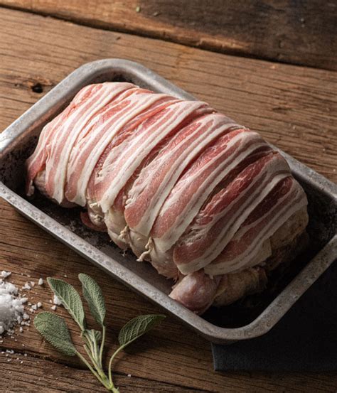 Slip knife under thigh bone and separate from meat. Cooking Boned And Rolled Turkey Crown / How To Roast A ...