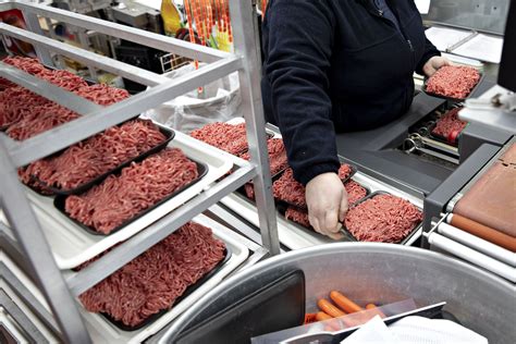 Over 120000 Lbs Of Ground Beef Products Recalled Due To E Coli Contamination Fears Wsvn
