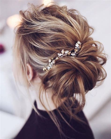 Looking Good Messy Hairstyle For Wedding Bun Hairstyles Long Hair Easy