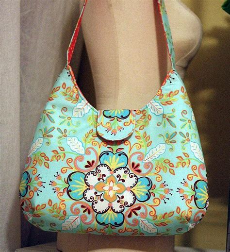 Carry everything from just your phone, keys, and wallet to your whole week's groceries in these crochet bags you can make with these nine patterns. Free Diaper Bag Pattern - Go to Town/Office