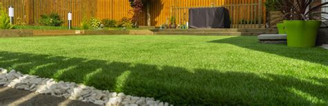Avoid hand sprinkling because it cannot provide the necessary uniformity. Complete guide to levelling a lawn | lovethegarden