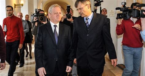 A főváros új vezetése ezzel szemben inkább a közösségi. Tarlós István - Újpest Media