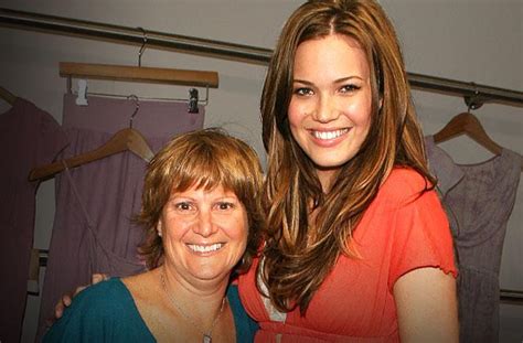 Mandy Moore S Gay Confession Confirms Mom S Lesbian Love Affair