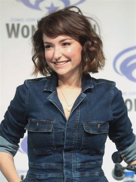 Pin By Emerald Archer On Milana Vayntrub Lily From At T At And T