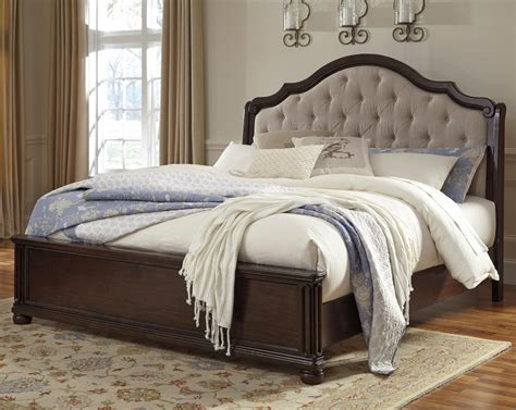 Moluxy King Bed With Upholstered Sleigh Headboard By Signature Design