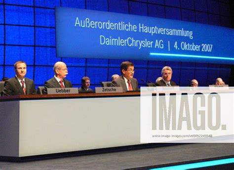 Ausserordentliche Hauptversammlung Der Daimler Chrysler Ag In Berlin