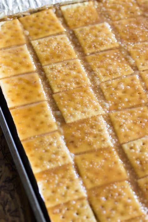 Saltine Cracker Candy This Is So Easy But So Delicious It Makes A Great Edible Christmas