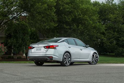 The 2019 nissan altima 2.5 sl awd model is rated by the epa at 26 mpg city/36 mpg highway/30 mpg combined. 2019 Nissan Altima Begins Production, Will Start at ...
