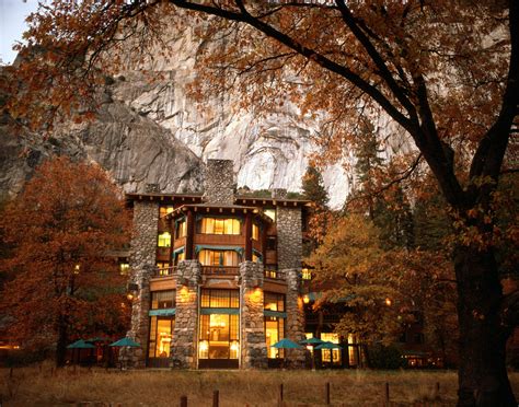 The Ahwahnee Hotel Luxury Yosemite Lodging All Roads North