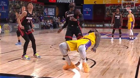 Lebron James Falls But Still Makes The And 1 Play Game 4 La Lakers