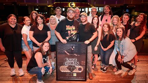 Luke Combs Beautiful Crazy Becomes Sixth Country Song In History To