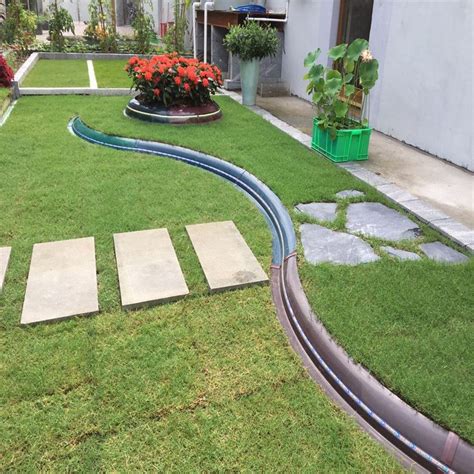 By using the plastic edging, various surfaces in your garden can be divided, such as lawns, gravel, flowerbeds, mulches, pathways and other surfaces. Pin on home