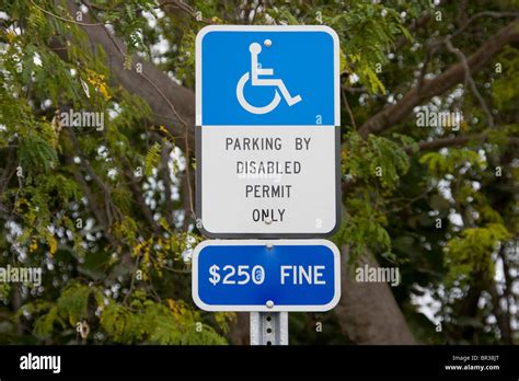 Disabled Parking Space Sign Usa Stock Photo Alamy