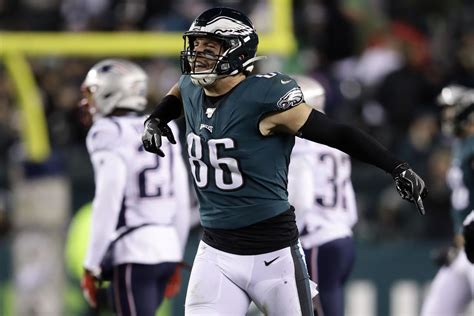 Eagles Week 13 Inactives Will Zach Ertz Play Vs Miami Dolphins