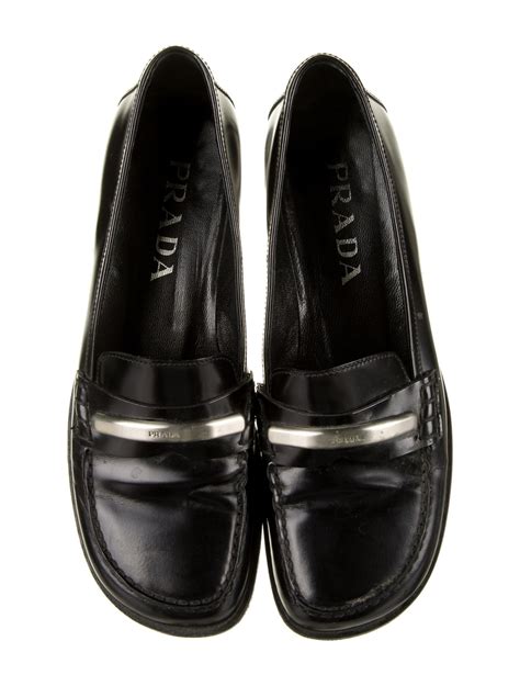 Prada Leather Loafers Black Flats Shoes Pra514824 The Realreal