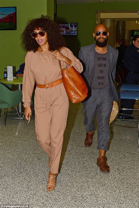 Solange Knowles Shows Clear Complexion After Breaking Out In Hives At