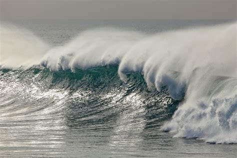 Massive Tides Invite Wave Of Tidal Energy Research