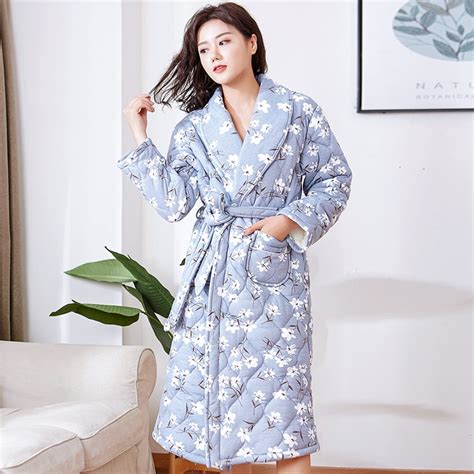 Winter Small Flower Bathrobe Long Sleeve Women Pajamas Quilted Jacket