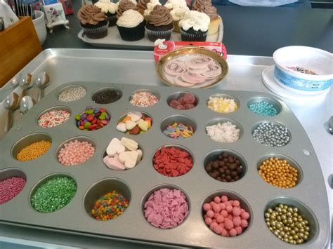 Check out our cupcake topping selection for the very best in unique or custom, handmade pieces from our party décor shops. The Best Little Cupcake Shop in Munich | Cupcake ...