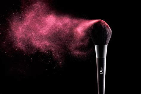 Why Should You Use Makeup Brushes Blush