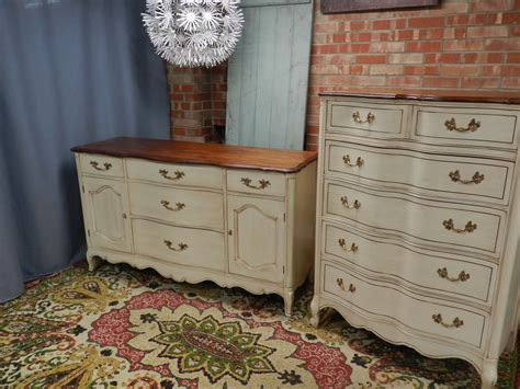 Any refinishing furniture diy starts with basic cleaning. JULIE PETERSON - Simple Redesign: October 2012