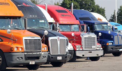 The Benefits Of Private Truck Parking For Truckers And Fleet Owners