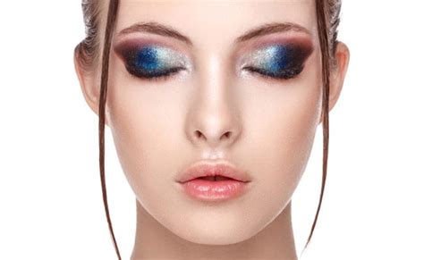 You Wont Have A Dull Makeup Look With These Stunning Metallic