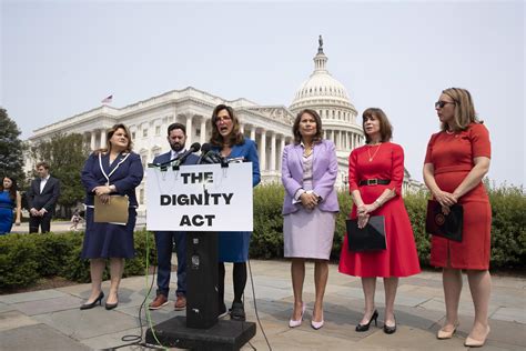 us lawmakers present bipartisan immigration reform bill flipboard