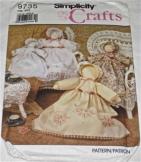 Simplicity Craft Sewing Pattern Victorian Heirloom Doll