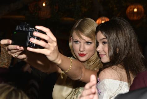 Taylor Swift And Hailee Steinfeld Took A Selfie At The September 2013