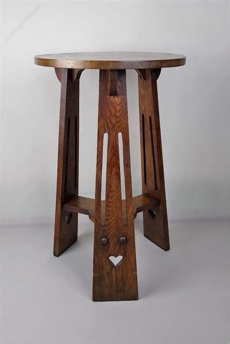 Classic Arts And Crafts Side Table In Oak Antiques Atlas