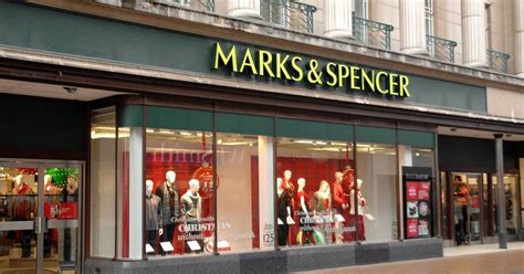Marks & spencer sezonun öne çıkan parçaları ve birbirinden farklı ürün seçenekleri ile sizlerle. Thief jailed for stealing five jackets from Marks ...