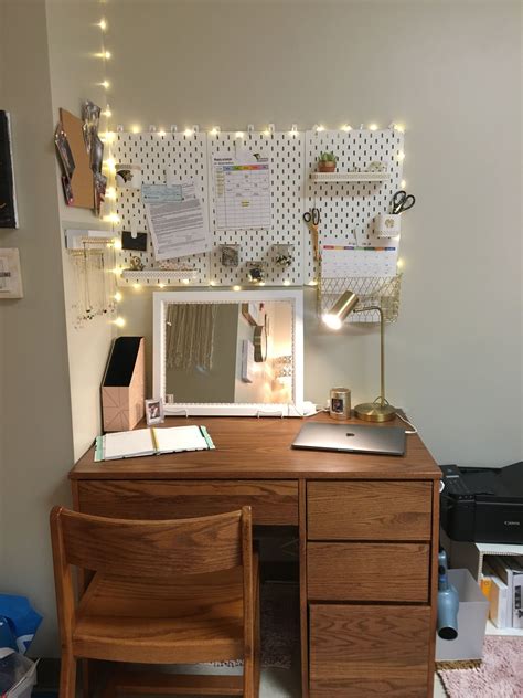College Desk Area Chic Dorm Dorm Room Inspiration Dorm Inspiration