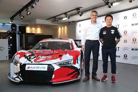 Der Audi R8 Lms Ist In Asien Angekommen In Anwesenheit Von Rennfahrer
