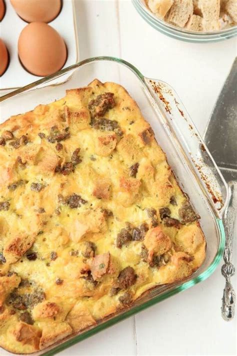 Easy Sausage And Egg Breakfast Casserole With Bread Cubes Breakfast