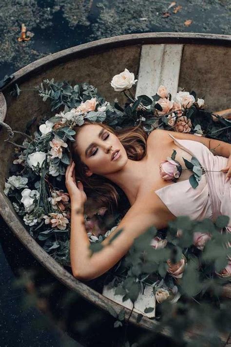 21 portraits of most beautiful women with flowers flowers photography digital photography