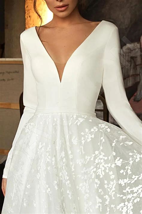 Vintage Long Sleeve Lace Satin Wedding Dress Sexy Deep V Neck Backless Bride Dress For Wedding