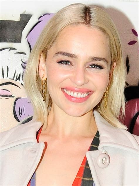 Emilia Clarke Got A Bob Haircut To Get Rid Of Her Wildling Split Ends