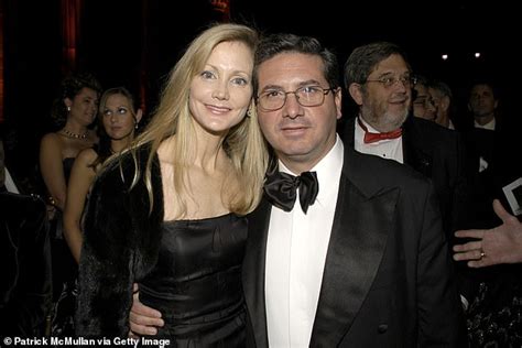 Washington Football Team Owner Dan Snyder Names Wife Tanya Co Ceo Daily Mail Online