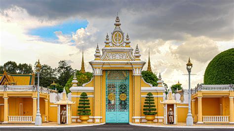 Royal Palace Phnom Penh Cambodia Travel Guide