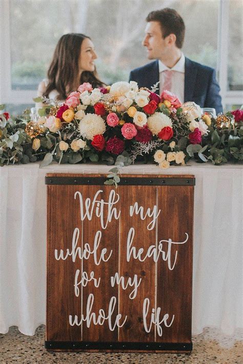 15 Romantic Wedding Sweetheart Table Decoration Ideas