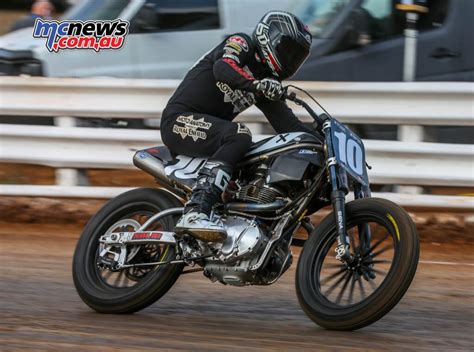Royal Enfield Debut In American Flat Track Shows Promise Mcnews