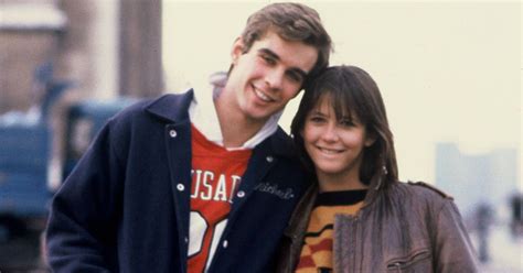 Elle fait la connaissance de philippe, un bel adolescent. Dans La buom 2, la jolie Vic tombe amoureuse de Philippe ...