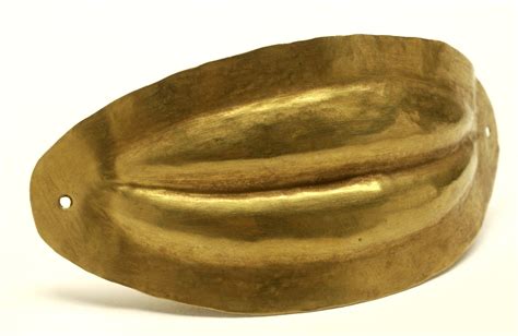 Mycenaean Beaten Gold Lips Amulet Found On Cyprus C 1600 1100 Bc