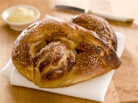 Homemade Soft Pretzels Recipe