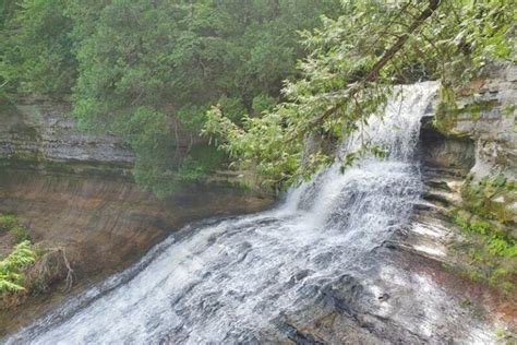 Best Pictured Rocks Waterfalls I Saw 🌳 5 Waterfall Hikes In The Upper