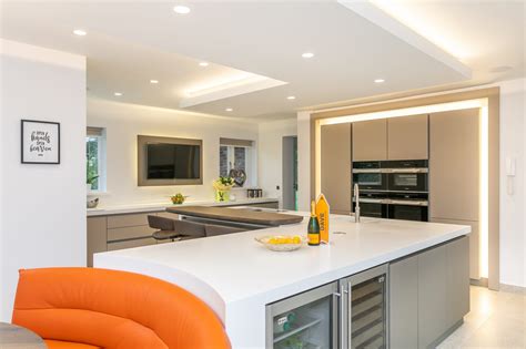 A turnkey service from Stuart Frazer - the perfect kitchen