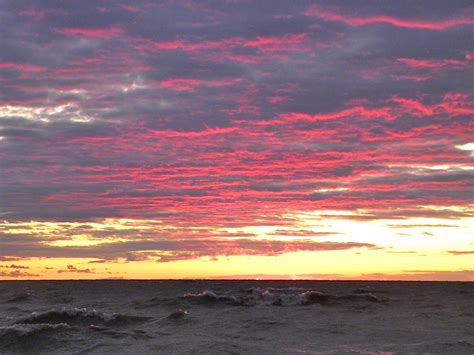 Lake Erie Sunset | Sunset, Sunrise sunset, Pink sunset