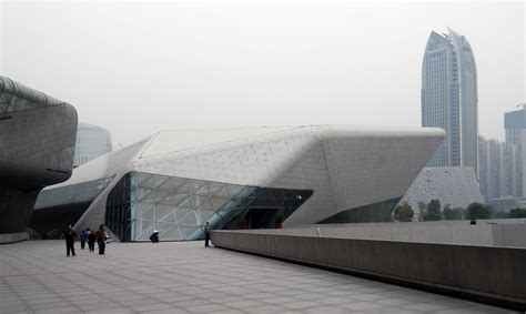 Arkitekt-ur : Guangzhou Opera House by Zaha Hadid Architects