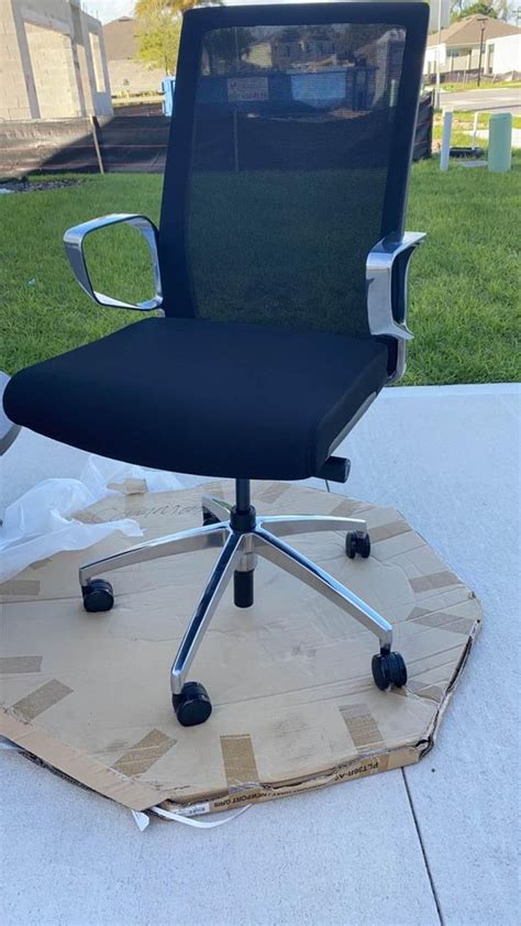 Can Someone Id This Chair Possible Honallsteelsitonit Rofficechairs